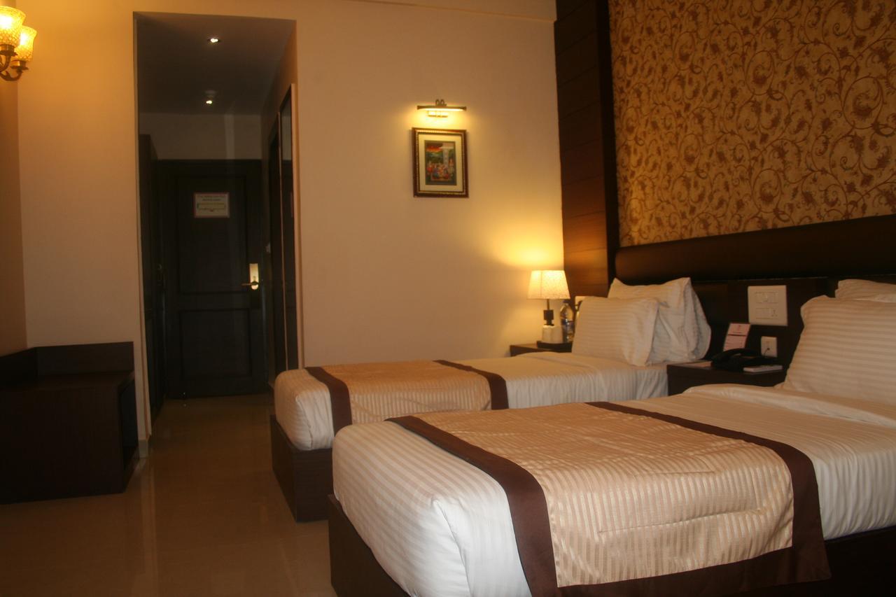 The Royal Retreat Hotel Ranchi Buitenkant foto